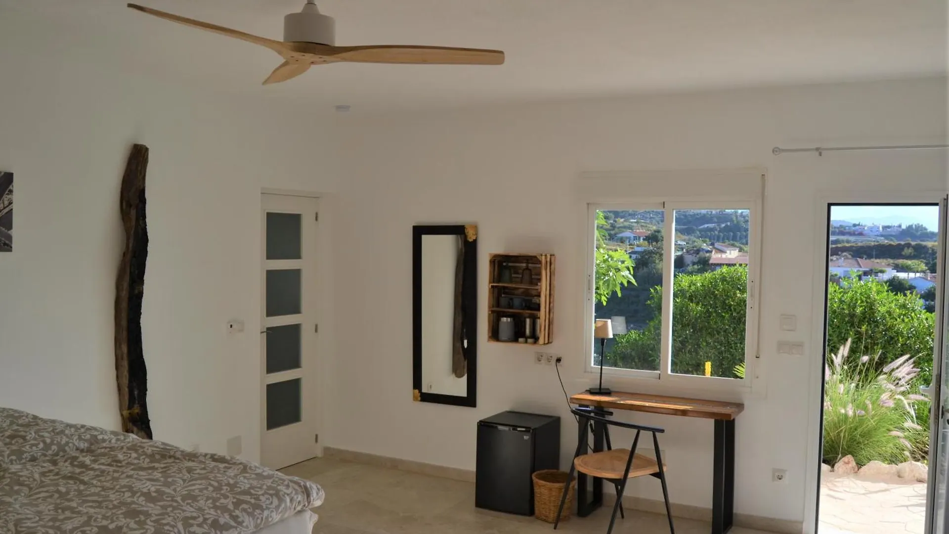 Bed and breakfast Ecovilla Benajarafe