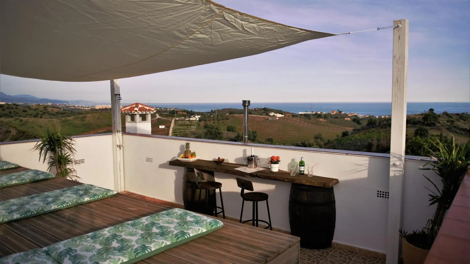 Bed and breakfast Ecovilla Benajarafe